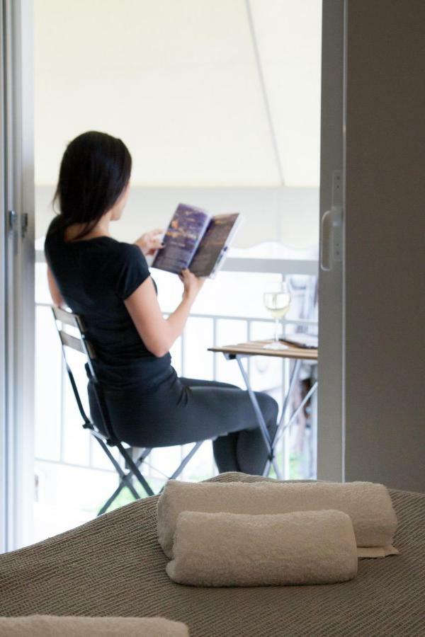 אתונה Walk To Markets From A Cozy Studio By Cielo Homes מראה חיצוני תמונה